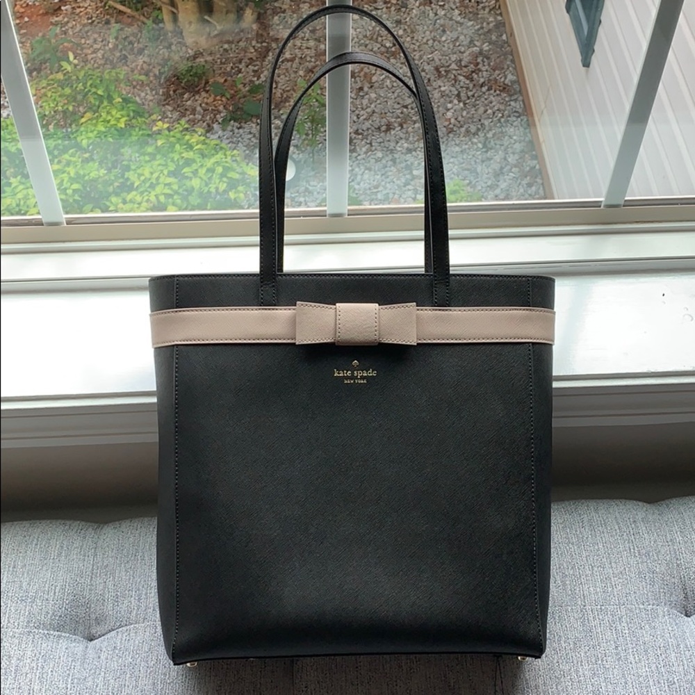 Kate Spade Kirk Park Britain Bow Tote - EUC